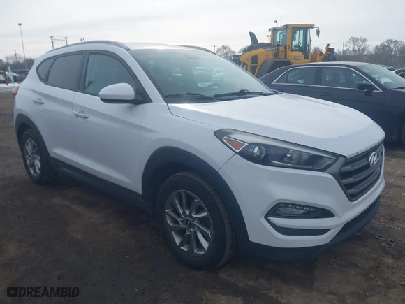 2016 Hyundai Tucson SE with VIN KM8J3CA49GU149522, listed as a IAAI auction lot 41649515 with 103,136 mi miles. Bid and sale history available at carsss.com. Image 1.