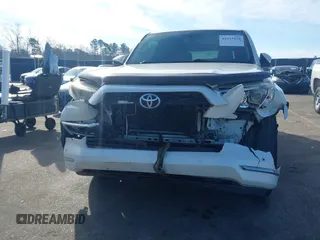 2014 Toyota 4Runner SR5 with VIN JTEZU5JR7E5078562, listed as a IAAI auction lot 41633470 with 274,757 mi miles and . Bid and sale history available at DreamBid. Image 6.