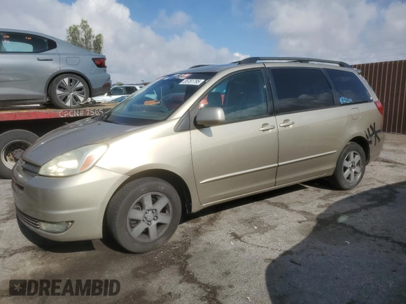 2004 Toyota Sienna XLE z VIN 5TDZA22C74S081704, wystawiony jako Copart lot #55761795 z przebiegiem 208 866 mil mil oraz Szkody całkowita. Historia ofert i sprzedaży dostępna na DreamBid. Obrazek 1.