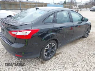 2012 Ford Focus SE with VIN 1FAHP3F24CL173182, listed as a IAAI auction lot 41905495 with 119,663 mi miles. Bid and sale history available at carsss.com. Image 4.