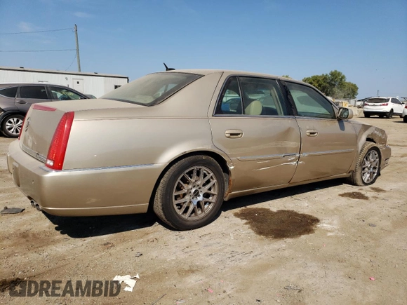 2006 Cadillac DTS 1SD z VIN 1G6KD57Y16U117113, wystawiony jako Copart lot #71485044 z przebiegiem 109 948 mil mil oraz Szkoda całkowita • Salvage title. Historia ofert i sprzedaży dostępna na DreamBid. Obrazek 3.