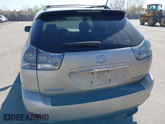 2008 Lexus RX with VIN 2T2HK31U38C057662, listed as a IAAI auction lot 41977657 with 178,847 mi miles. Bid and sale history available at carsss.com. Image 17.