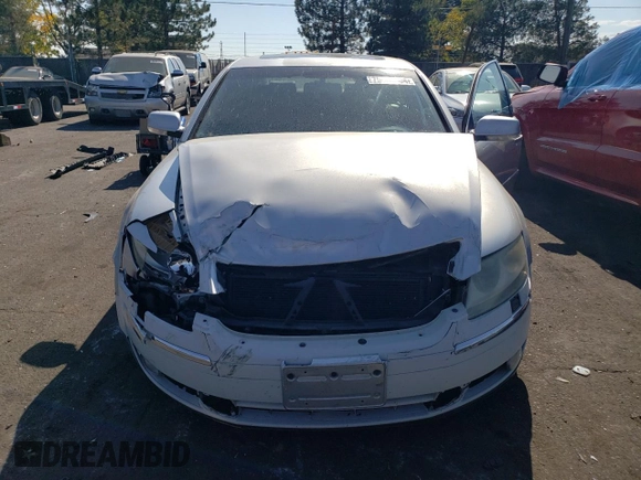 2004 Volkswagen Phaeton V8 z VIN WVWAF63D348008461, wystawiony jako Copart lot #75664804 z przebiegiem 207 769 mil mil oraz Szkoda całkowita • Salvage title. Historia ofert i sprzedaży dostępna na DreamBid. Obrazek 5.