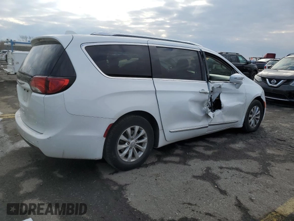 2018 Chrysler Pacifica Touring L with VIN 2C4RC1BGXJR131734, listed as a Copart auction lot 87932215 with 72,072 mi miles and Salvage Title. Bid and sale history available at DreamBid. Image 3.