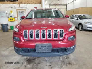 2016 Jeep Cherokee Latitude with VIN 1C4PJMCS9GW256046, listed as a Copart auction lot 68411724 with 87,190 mi miles and Salvage Title. Bid and sale history available at carsss.com. Image 5.