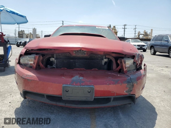 2012 Ford Mustang Premium z VIN 1ZVBP8AM4C5284032, wystawiony jako Copart lot #62140355 z przebiegiem 176 640 mil mil oraz Szkoda całkowita • Salvage title. Historia ofert i sprzedaży dostępna na DreamBid. Obrazek 5.