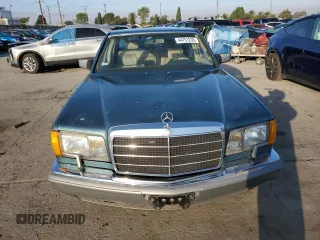 1986 Mercedes-Benz 420 Series 420SEL with VIN WDBCA35D8GA266392, listed as a Copart auction lot 44751235 with 121,351 mi miles and Clean Title. Bid and sale history available at carsss.com. Image 5.