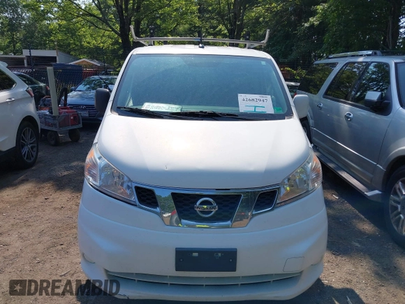 2017 Nissan NV200 S с VIN 3N6CM0KN7HK696478, выставлен на аукционе IAAI как лот 42682947 с пробегом 110 789 миль миль и . История ставок и продаж доступна на DreamBid. Изображение 12.