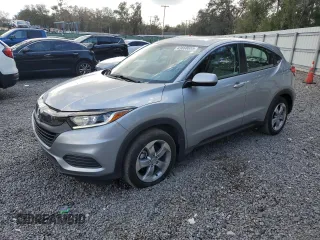 2021 Honda HR-V LX with VIN 3CZRU5H39MM726413, listed as a Copart auction lot 43668665 with 47,568 mi miles and Salvage Title. Bid and sale history available at carsss.com. Image 1.