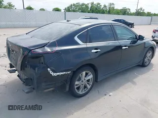 2015 Nissan Altima S with VIN 1N4AL3AP4FC595571, listed as a IAAI auction lot 42124970 with 119,859 mi miles and . Bid and sale history available at DreamBid. Image 4.