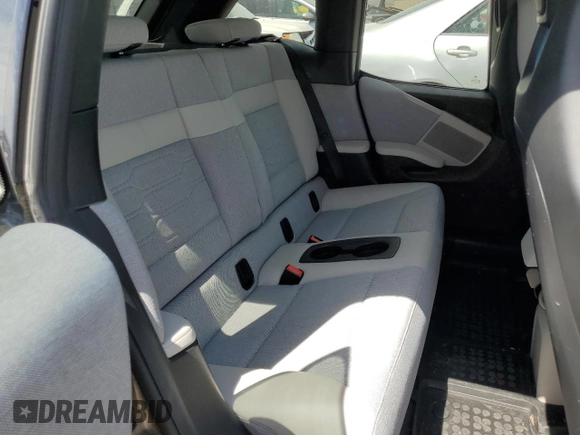 2015 BMW i3 с VIN WBY1Z4C55FV500738, выставлен на аукционе Copart как лот 58325715 с пробегом Не указан миль и Списание • Salvage title. История ставок и продаж доступна на DreamBid. Изображение 10.
