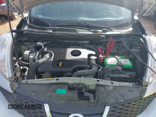 2013 Nissan Juke SL z VIN JN8AF5MV1DT208256, wystawiony jako IAAI lot #42272844 z przebiegiem 98 690 mil mil oraz . Historia ofert i sprzedaży dostępna na DreamBid. Obrazek 10.