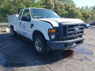 2008 Ford F-250 XL с VIN 1FTSX20568EE05290, выставлен на аукционе IAAI как лот 42053165 с пробегом 231 654 миль миль и . История ставок и продаж доступна на DreamBid. Изображение 1.
