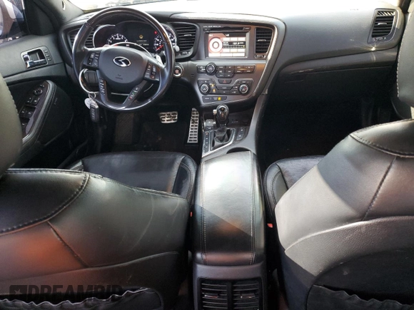 2013 Kia Optima SX with VIN 5XXGR4A66DG111610, listed as a Copart auction lot 84654084 with 172,072 mi miles and Salvage title. Bid and sale history available at DreamBid. Image 8.