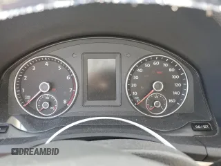 2010 Volkswagen Jetta SEL z VIN 3VWRX7AJ8AM115699, wystawiony jako Copart lot #61933765 z przebiegiem Nie podano mil oraz Szkoda całkowita • Salvage title. Historia ofert i sprzedaży dostępna na DreamBid. Obrazek 9.