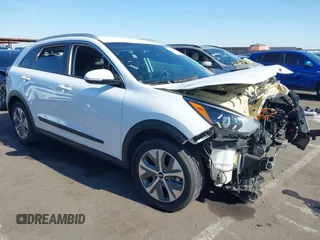 2020 Kia Niro EX with VIN KNDCC3LG8L5040753, listed as a IAAI auction lot 41367304 with 63,788 mi miles and . Bid and sale history available at DreamBid. Image 1.