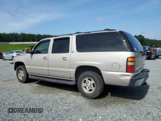 2004 Chevrolet Suburban LT z VIN 1GNEC16Z34J242670, wystawiony jako Copart lot #60987725 z przebiegiem 277 961 mil mil oraz Szkoda całkowita • Salvage title. Historia ofert i sprzedaży dostępna na DreamBid. Obrazek 2.