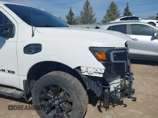 2018 Nissan Titan XD SV with VIN 1N6BA1F40JN523851, listed as a IAAI auction lot 41800730 with 104,527 mi miles. Bid and sale history available at carsss.com. Image 17.