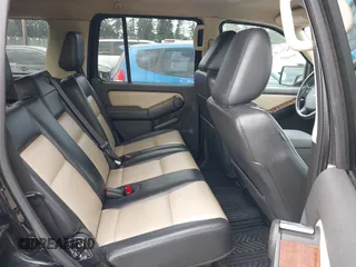 2010 Ford Explorer Eddie Bauer with VIN 1FMEU7EE4AUB13771, listed as a IAAI auction lot 41957268 with 169,575 mi miles. Bid and sale history available at carsss.com. Image 8.