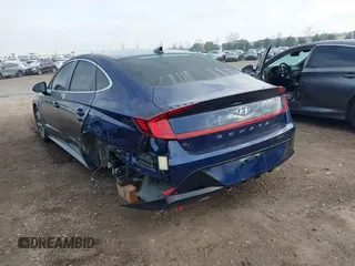 2020 Hyundai Sonata SEL z VIN 5NPEL4JA8LH042144, wystawiony jako IAAI lot #41543947 z przebiegiem 62 202 mil mil oraz . Historia ofert i sprzedaży dostępna na DreamBid. Obrazek 3.