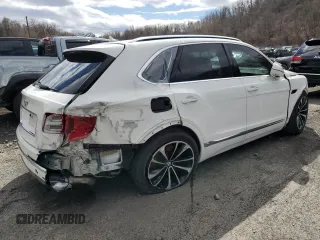 2020 Bentley Bentayga V8 z VIN SJAAM2ZV2LC028213, wystawiony jako Copart lot #52550255 z przebiegiem 50 238 mil mil oraz Szkody całkowita. Historia ofert i sprzedaży dostępna na DreamBid. Obrazek 3.