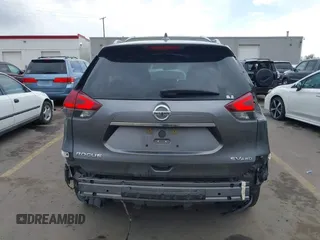 2018 Nissan Rogue SV with VIN KNMAT2MV6JP511461, listed as a IAAI auction lot 41924322 with 131,869 mi miles. Bid and sale history available at carsss.com. Image 17.