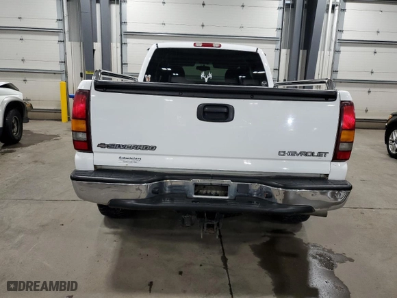 2002 Chevrolet Silverado 1500 LT with VIN 2GCEK19T121341322, listed as a Copart auction lot 51996475 with 232,515 mi miles and Salvage Title. Bid and sale history available at carsss.com. Image 6.