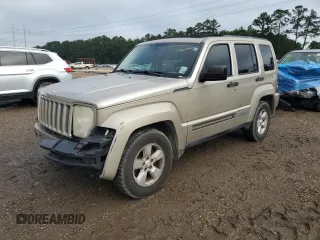 2010 Jeep Liberty Sport z VIN 1J4PP2GK9AW138318, wystawiony jako Copart lot #58607355 z przebiegiem 151 165 mil mil oraz Szkoda całkowita • Salvage title. Historia ofert i sprzedaży dostępna na DreamBid. Obrazek 1.
