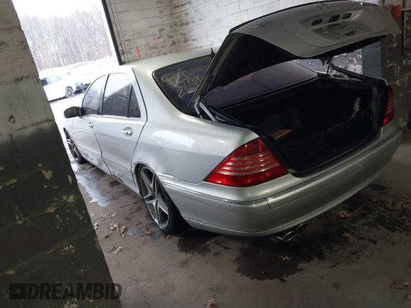 2002 Mercedes-Benz S 430 with VIN WDBNG70JX2A310218, listed as a IAAI auction lot 41866602 with Not Provided miles and . Bid and sale history available at carsss.com. Image 3.