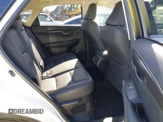 2020 Lexus NX 300 z VIN JTJDARBZ4L5007813, wystawiony jako IAAI lot #41988843 z przebiegiem 53 298 mil mil oraz . Historia ofert i sprzedaży dostępna na DreamBid. Obrazek 8.