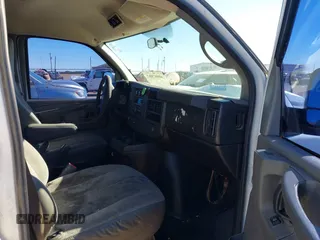 2012 Chevrolet Express Passenger 1LT с VIN 1GAZG1FG1C1140935, выставлен на аукционе IAAI как лот 40887987 с пробегом 362 780 миль миль и . История ставок и продаж доступна на DreamBid. Изображение 5.
