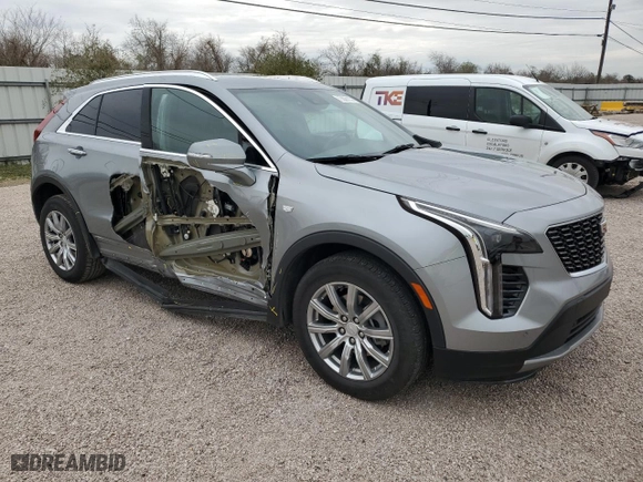 2023 Cadillac XT4 FWD Premium Luxury with VIN 1GYFZCR43PF193236, listed as a Copart auction lot 88703565 with 37,528 mi miles and Clean Title. Bid and sale history available at carsss.com. Image 4.
