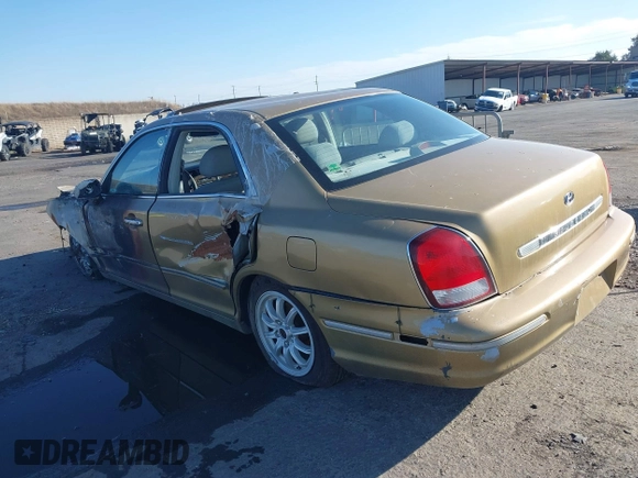 2002 Hyundai XG L with VIN KMHFU45E72A182461, listed as a IAAI auction lot 38121671 with Not Provided miles and . Bid and sale history available at DreamBid. Image 3.