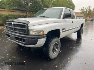 1999 Dodge Ram 2500 with VIN 1B7KF2364XJ585723, listed as a Copart auction lot 79368804 with 272,905 mi miles and Clean Title. Bid and sale history available at carsss.com. Image 2.