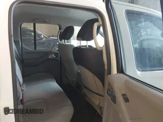 2018 Nissan Frontier SV z VIN 1N6DD0FV7JN718221, wystawiony jako IAAI lot #42118492 z przebiegiem 132 413 mil mil oraz . Historia ofert i sprzedaży dostępna na DreamBid. Obrazek 8.