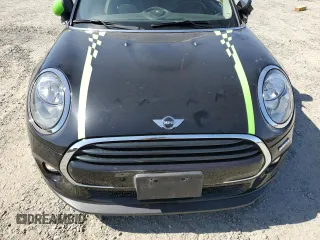 2018 MINI Hardtop Cooper with VIN WMWXP5C54J2G64015, listed as a Copart auction lot 61866865 with 32,927 mi miles and Salvage title. Bid and sale history available at DreamBid. Image 11.