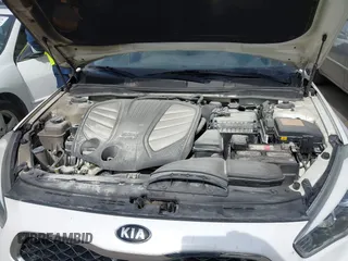 2016 Kia Cadenza Premium with VIN KNALN4D77G5218198, listed as a IAAI auction lot 40381356 with 77,116 mi miles. Bid and sale history available at carsss.com. Image 10.