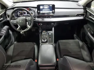 2024 Mitsubishi Outlander SE with VIN JA4J4VA88RZ059536, listed as a Copart auction lot 53949935 with 16,615 mi miles and Clean Title. Bid and sale history available at carsss.com. Image 8.