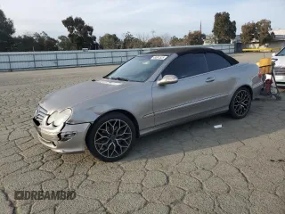 2005 Mercedes-Benz CLK-Class 3.2L with VIN WDBTK65J95F141809, listed as a Copart auction lot 48561525 with 212,346 mi miles and Salvage Title. Bid and sale history available at carsss.com. Image 1.