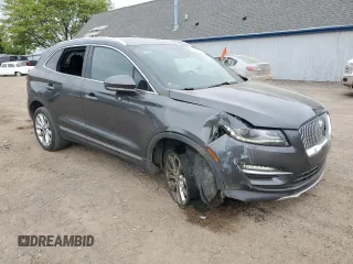 2019 Lincoln MKC Select with VIN 5LMCJ2C96KUL37566, listed as a Copart auction lot 57638585 with 105,957 mi miles and Clean title. Bid and sale history available at DreamBid. Image 4.