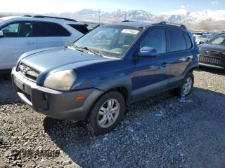 2008 Hyundai Tucson SE with VIN KM8JN72D88U770574, listed as a Copart auction lot 45315085 with 149,900 mi miles and Salvage Title. Bid and sale history available at carsss.com. Image 1.