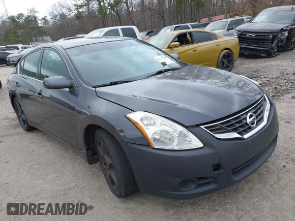 2012 Nissan Altima 2.5 S with VIN 1N4AL2AP4CN561298, listed as a IAAI auction lot 41717188 with 200,929 mi miles. Bid and sale history available at carsss.com. Image 1.
