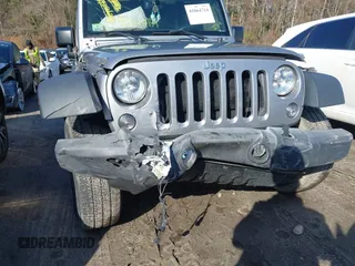 2015 Jeep Wrangler Unlimited Sport with VIN 1C4BJWDG4FL732123, listed as a IAAI auction lot 41864714 with 142,382 mi miles. Bid and sale history available at carsss.com. Image 6.