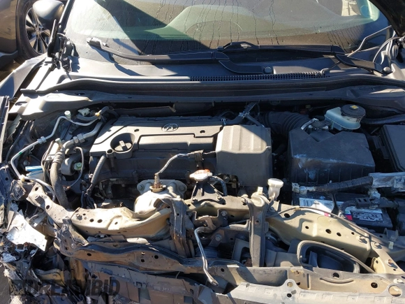 2017 Acura ILX with VIN 19UDE2F35HA016248, listed as a IAAI auction lot 41661341 with 136,000 mi miles. Bid and sale history available at carsss.com. Image 10.