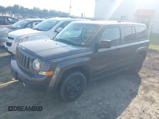 2016 Jeep Patriot Sport SE with VIN 1C4NJPBA0GD727725, listed as a IAAI auction lot 42571284 with 148,748 mi miles and . Bid and sale history available at DreamBid. Image 2.