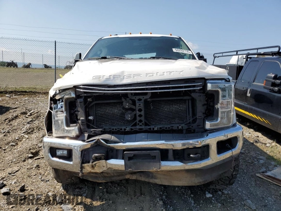 2017 Ford F-350 Platinum z VIN 1FT8W3BT7HEF04540, wystawiony jako Copart lot #60292735 z przebiegiem 149 357 mil mil oraz Szkoda całkowita • Salvage title. Historia ofert i sprzedaży dostępna na DreamBid. Obrazek 5.