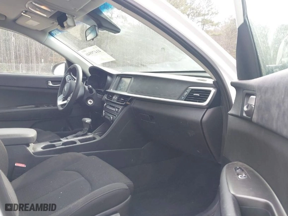 2020 Kia Optima LX with VIN 5XXGT4L35LG420813, listed as a IAAI auction lot 41479946 with 90,052 mi miles. Bid and sale history available at carsss.com. Image 5.
