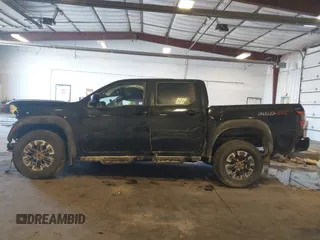 2024 Nissan Frontier SV z VIN 1N6ED1EK7RN611313, wystawiony jako IAAI lot #41617892 z przebiegiem 4 425 mil mil oraz . Historia ofert i sprzedaży dostępna na DreamBid. Obrazek 15.