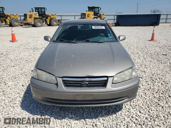 2000 Toyota Camry CE z VIN 4T1BG22K3YU009533, wystawiony jako Copart lot #48996855 z przebiegiem 132 705 mil mil oraz Szkoda całkowita • Salvage title. Historia ofert i sprzedaży dostępna na DreamBid. Obrazek 5.