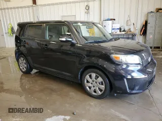 2010 Scion xB z VIN JTLZE4FE7A1109851, wystawiony jako Copart lot #52942315 z przebiegiem 135 723 mil mil oraz Szkody całkowita. Historia ofert i sprzedaży dostępna na DreamBid. Obrazek 4.